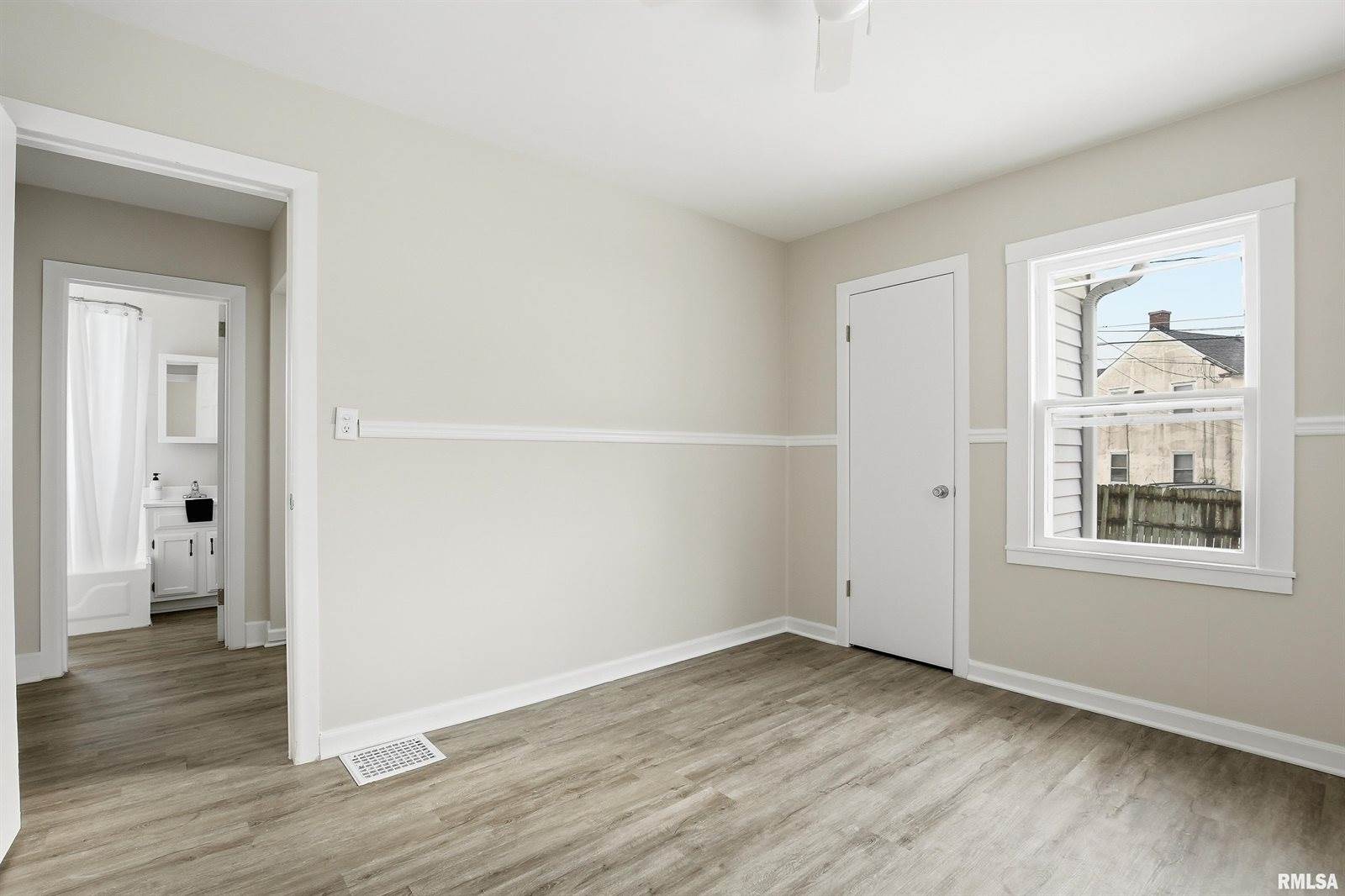 2639 Whitewood Avenue, Davenport, IA 52802