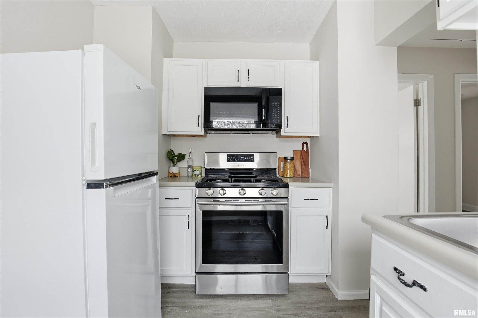 2639 Whitewood Avenue, Davenport, IA 52802