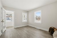 2639 Whitewood Avenue, Davenport, IA 52802