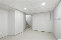 2639 Whitewood Avenue, Davenport, IA 52802