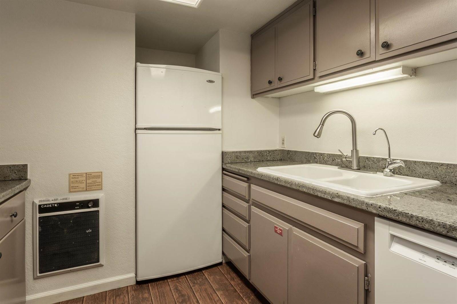 2289 Sierra Nevada Road #C-8, Mammoth Lakes, CA 93546