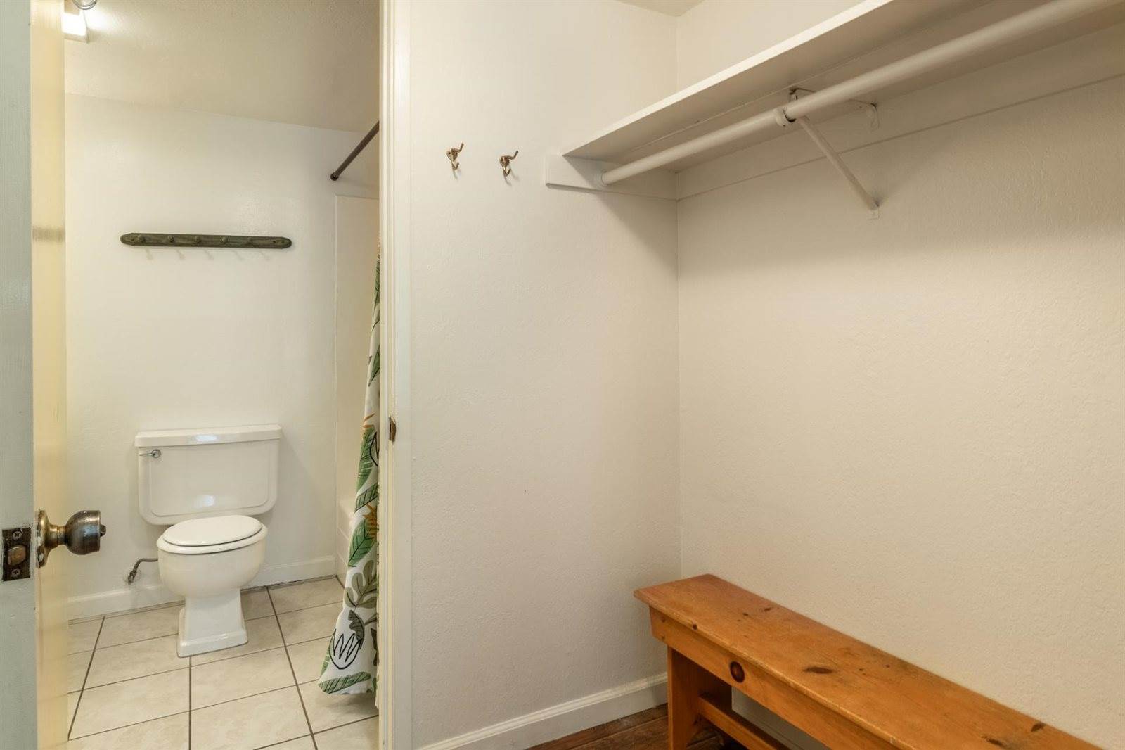 2289 Sierra Nevada Road #C-8, Mammoth Lakes, CA 93546