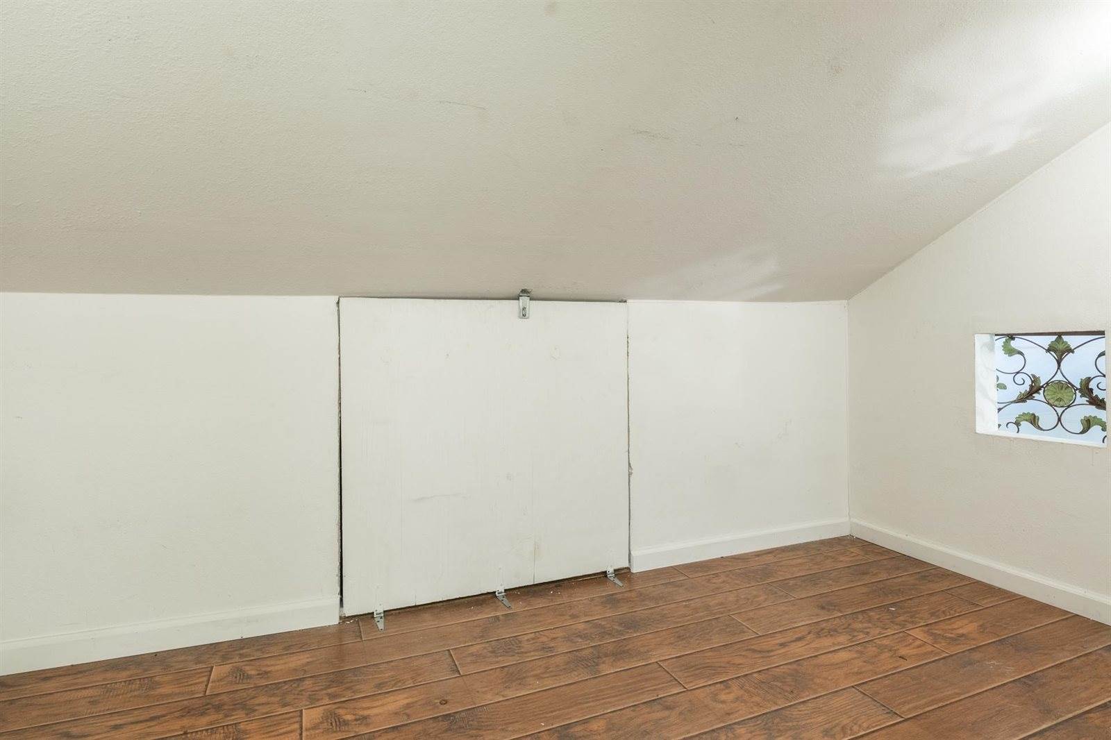 2289 Sierra Nevada Road #C-8, Mammoth Lakes, CA 93546