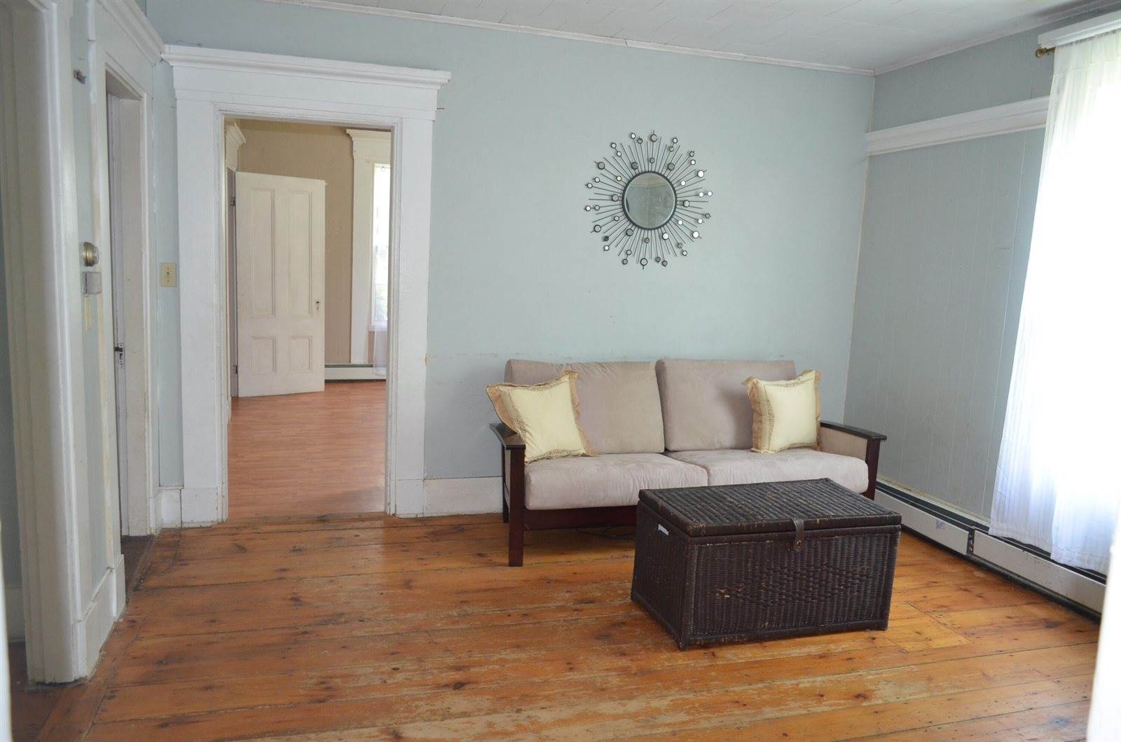 31 Dean Street, Winterport, ME 04496