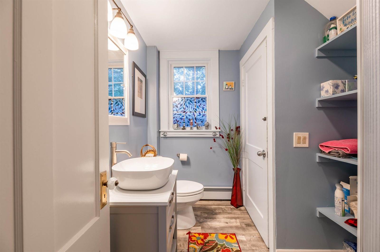 31 Dean Street, Winterport, ME 04496