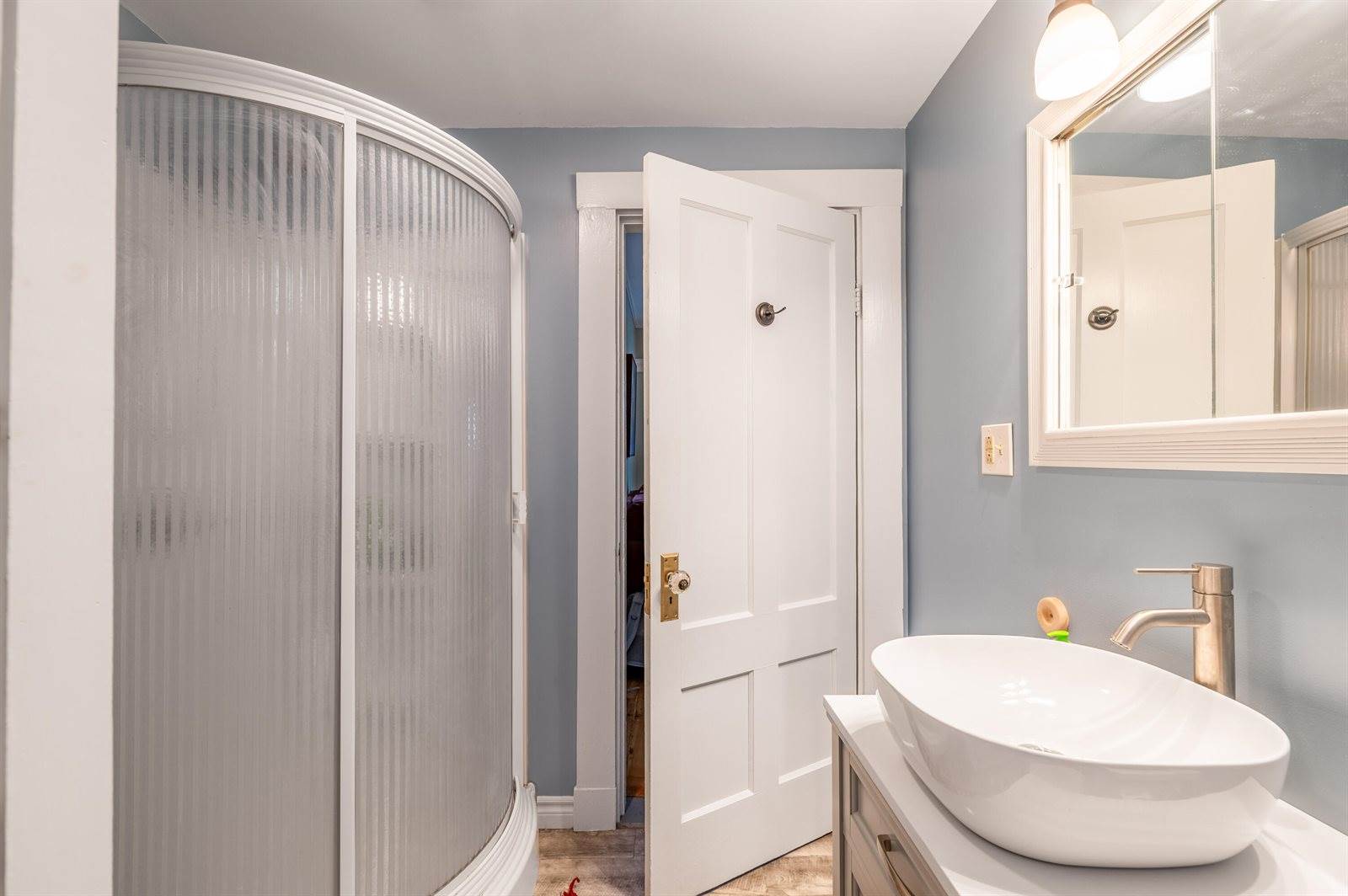 31 Dean Street, Winterport, ME 04496