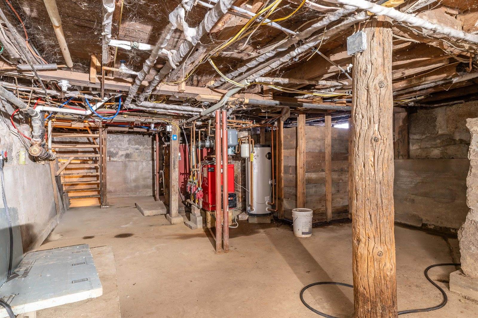 31 Dean Street, Winterport, ME 04496