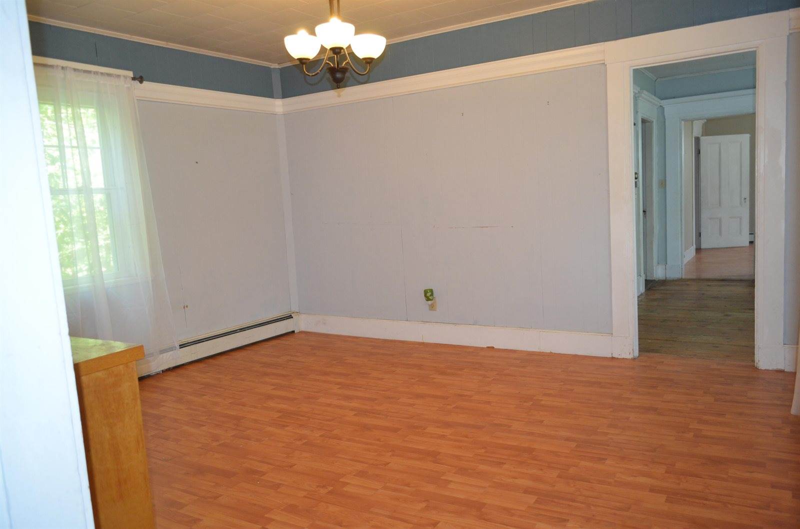 31 Dean Street, Winterport, ME 04496