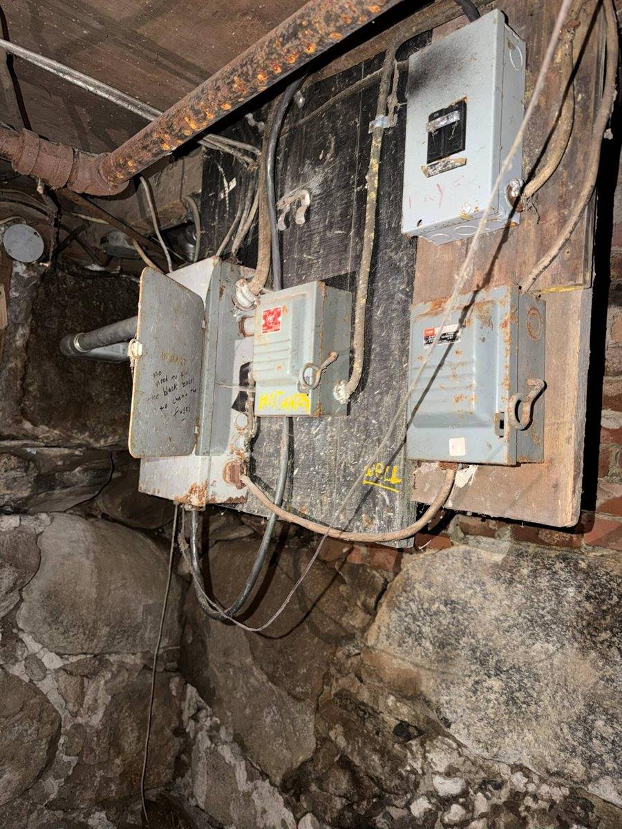 489 Back Road, Skowhegan, ME 04976