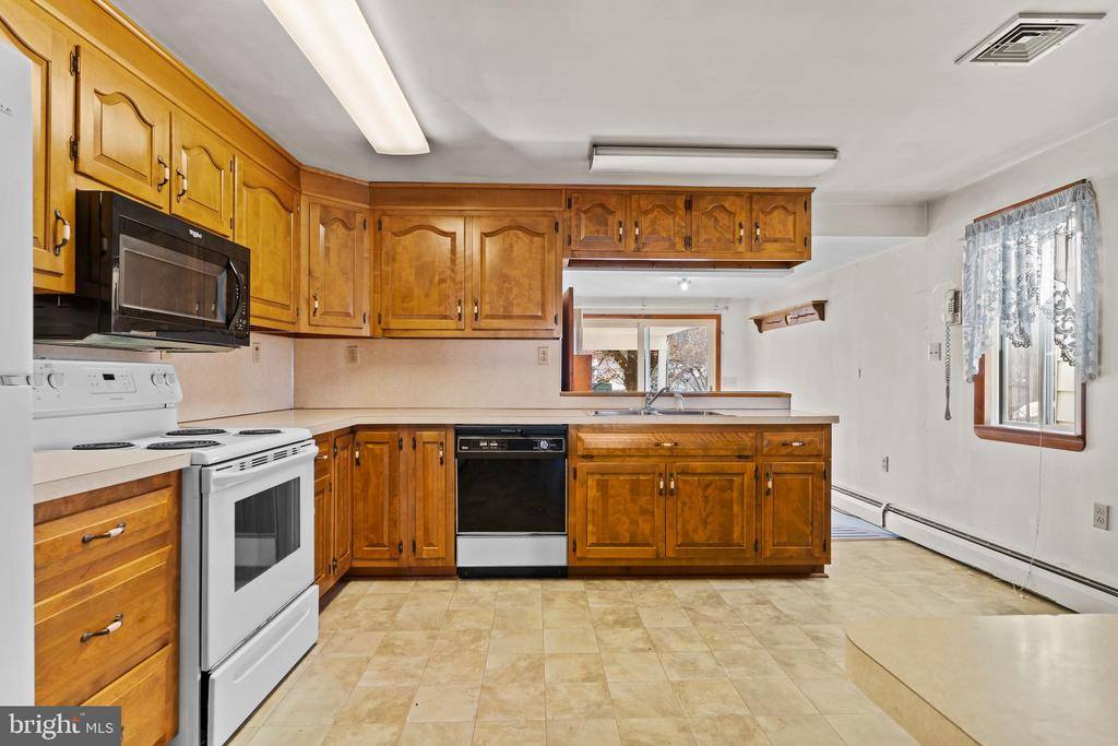 127 West Mcclure Street, New Bloomfield, PA 17068