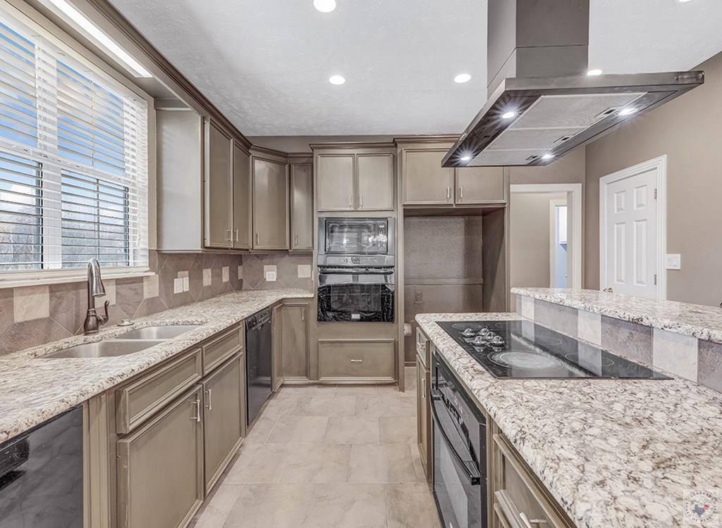 8205 Coyote Trail, Texarkana, TX 75503