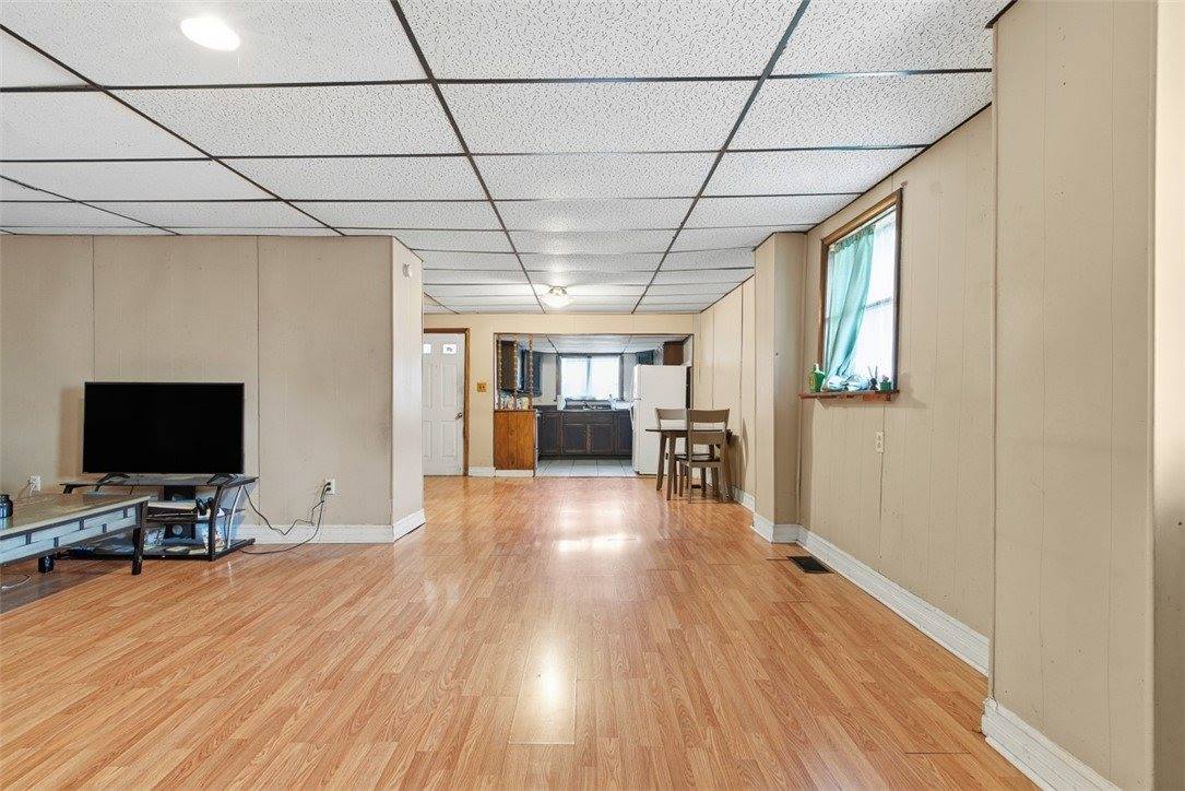 1057 Keene St, Springdale Boro, PA 15144