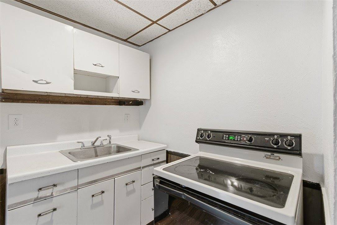 1057 Keene St, Springdale Boro, PA 15144