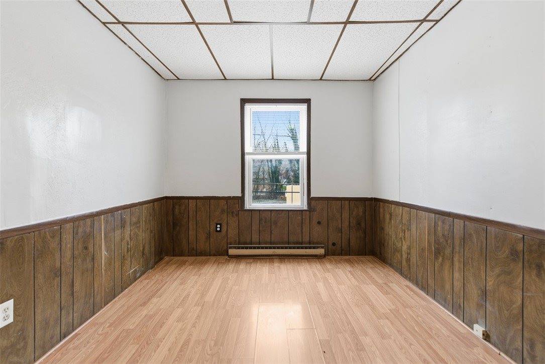 1057 Keene St, Springdale Boro, PA 15144