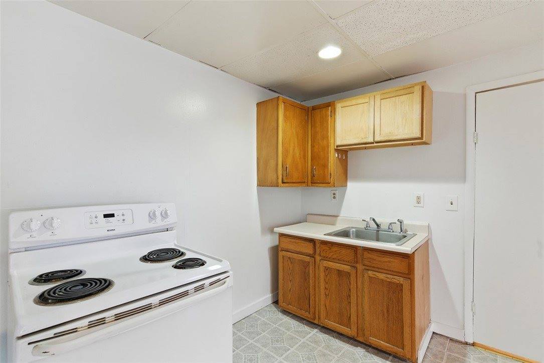 1057 Keene St, Springdale Boro, PA 15144