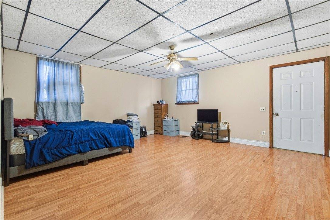 1057 Keene St, Springdale Boro, PA 15144