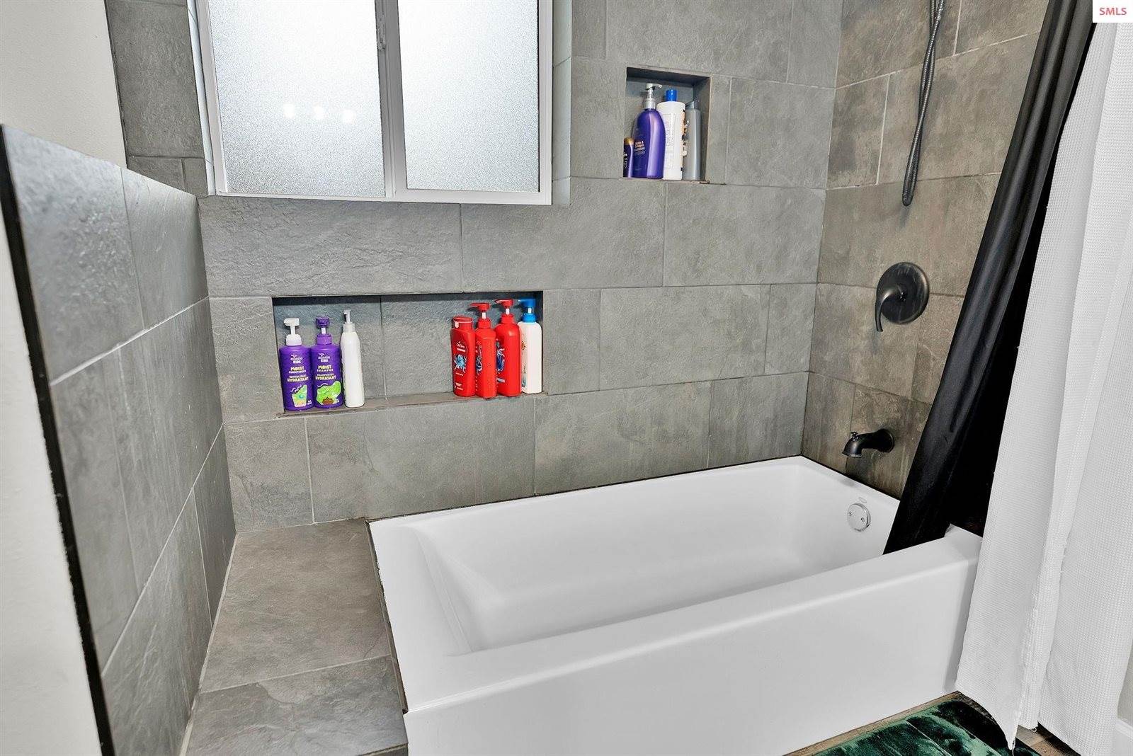 6670 Chippewa Drive, Bonners Ferry, ID 83805