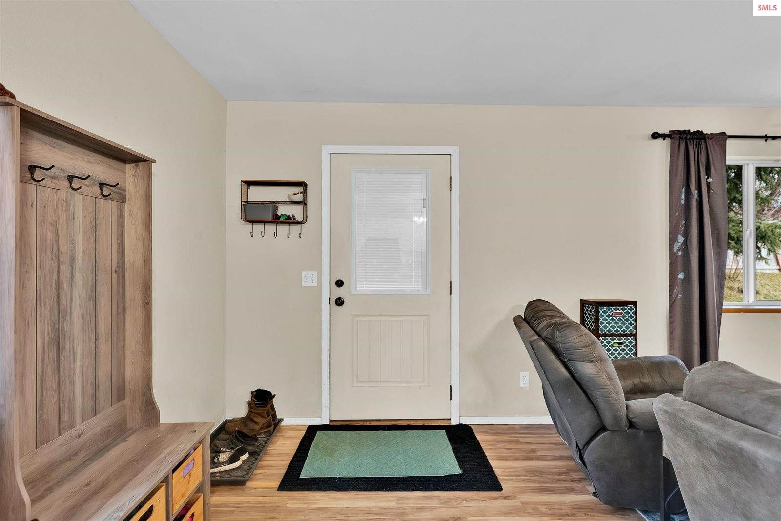 6670 Chippewa Drive, Bonners Ferry, ID 83805