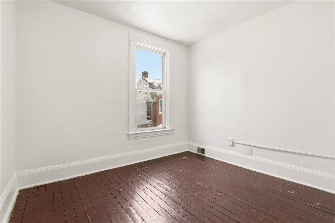 208 West Elizabeth St, Hazelwood, PA 15207