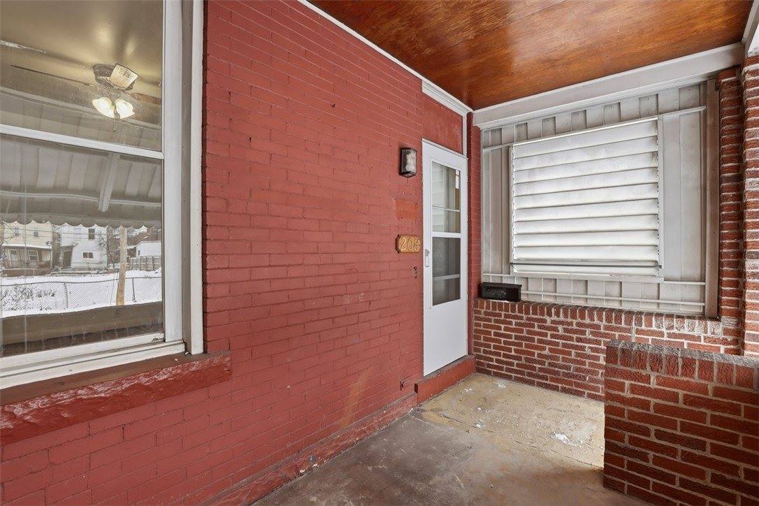 208 West Elizabeth St, Hazelwood, PA 15207