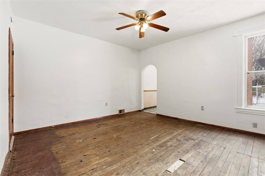 208 West Elizabeth St, Hazelwood, PA 15207