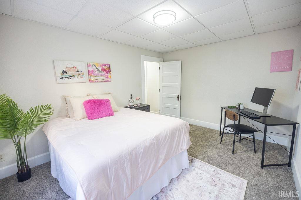 1206 S Madison Street, Muncie, IN 47302