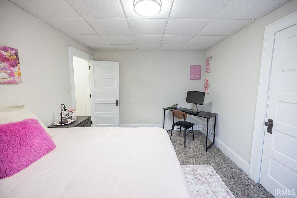 1206 S Madison Street, Muncie, IN 47302