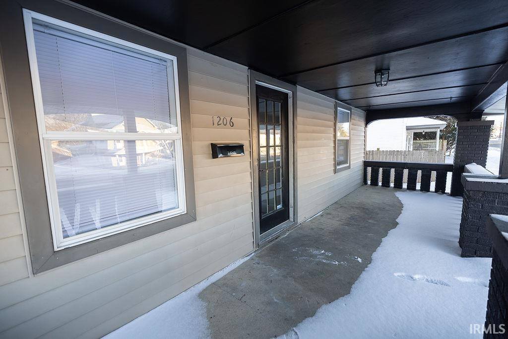 1206 S Madison Street, Muncie, IN 47302