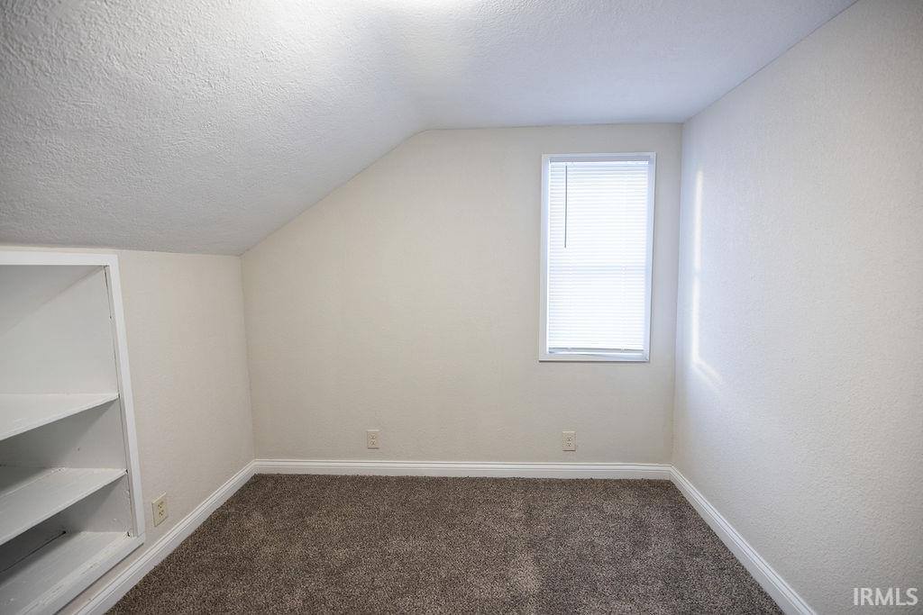 1206 S Madison Street, Muncie, IN 47302