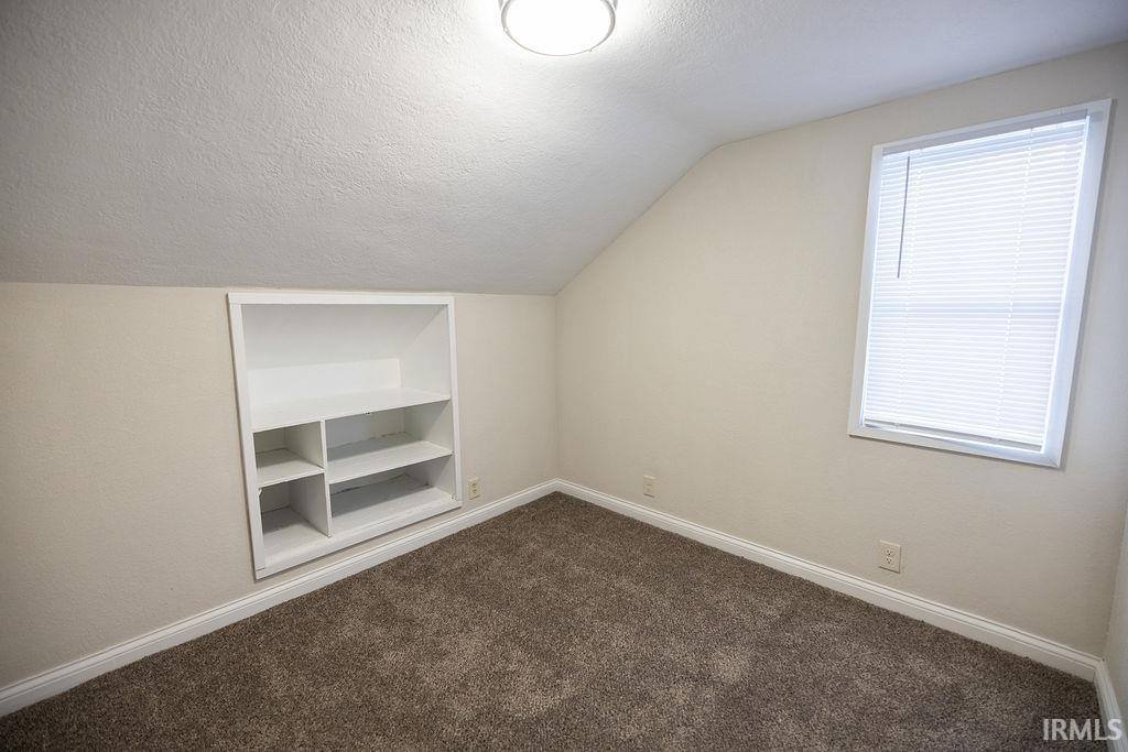 1206 S Madison Street, Muncie, IN 47302