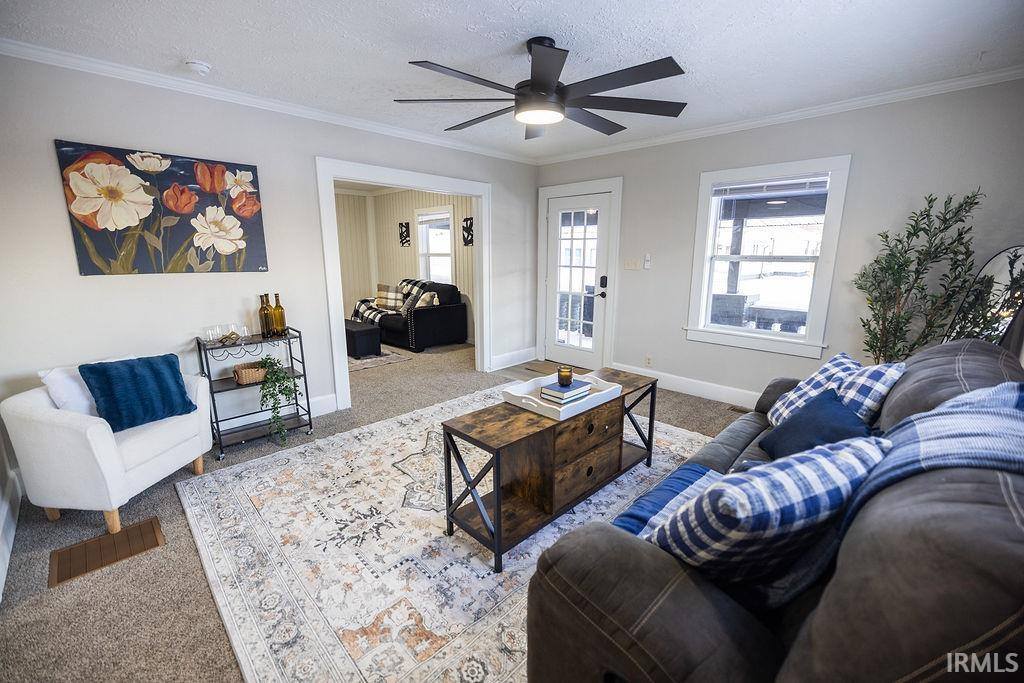 1206 S Madison Street, Muncie, IN 47302