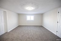 1206 S Madison Street, Muncie, IN 47302