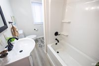 1206 S Madison Street, Muncie, IN 47302