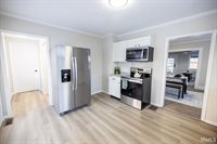 1206 S Madison Street, Muncie, IN 47302