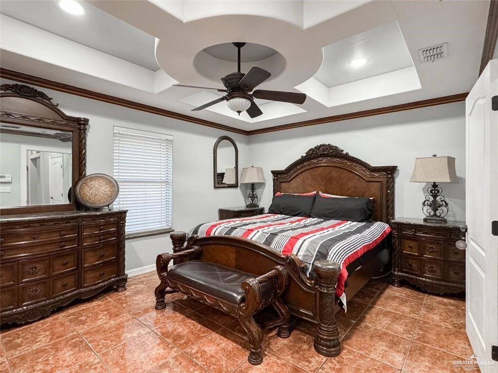 120 South Retama Lane, Weslaco, TX 78596