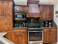 120 South Retama Lane, Weslaco, TX 78596