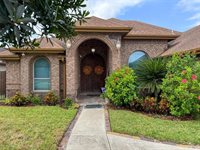 120 South Retama Lane, Weslaco, TX 78596