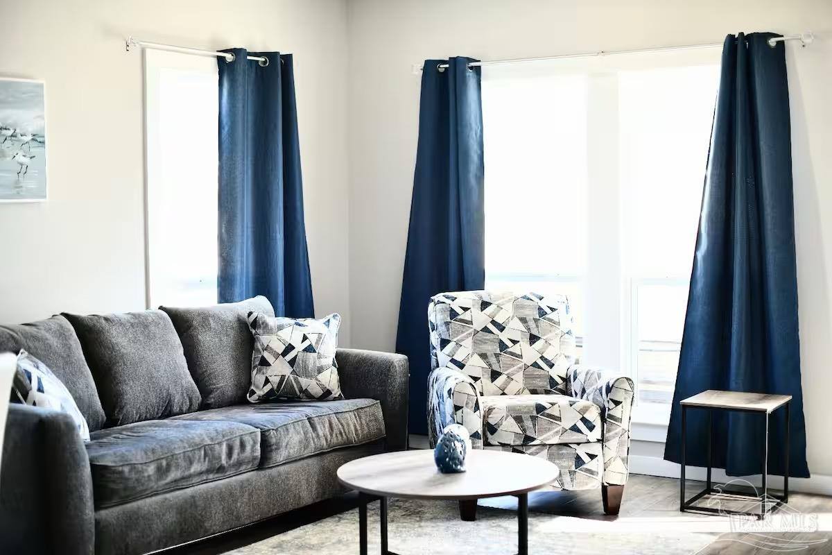 5446 Medina Rd, Pensacola, FL 32507