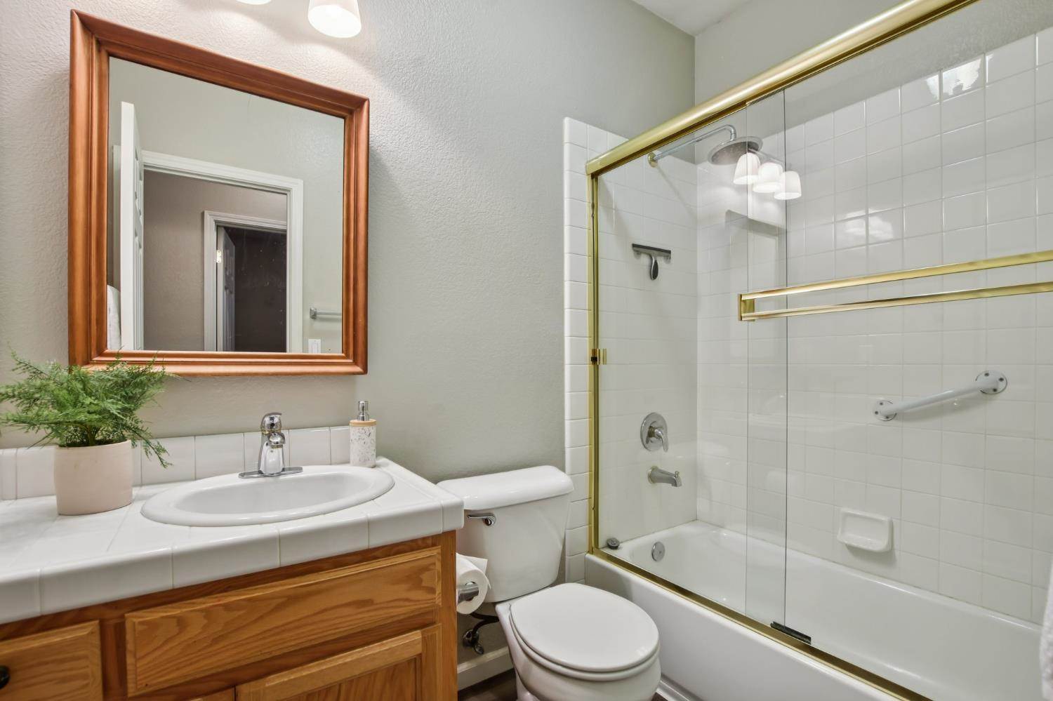 629 Spring Creek Court, Yuba City, CA 95991