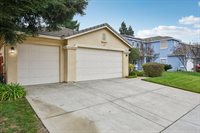 629 Spring Creek Court, Yuba City, CA 95991