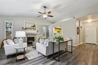 629 Spring Creek Court, Yuba City, CA 95991