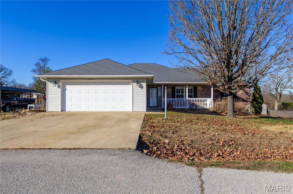 21042 Larson Road, Waynesville, MO 65583