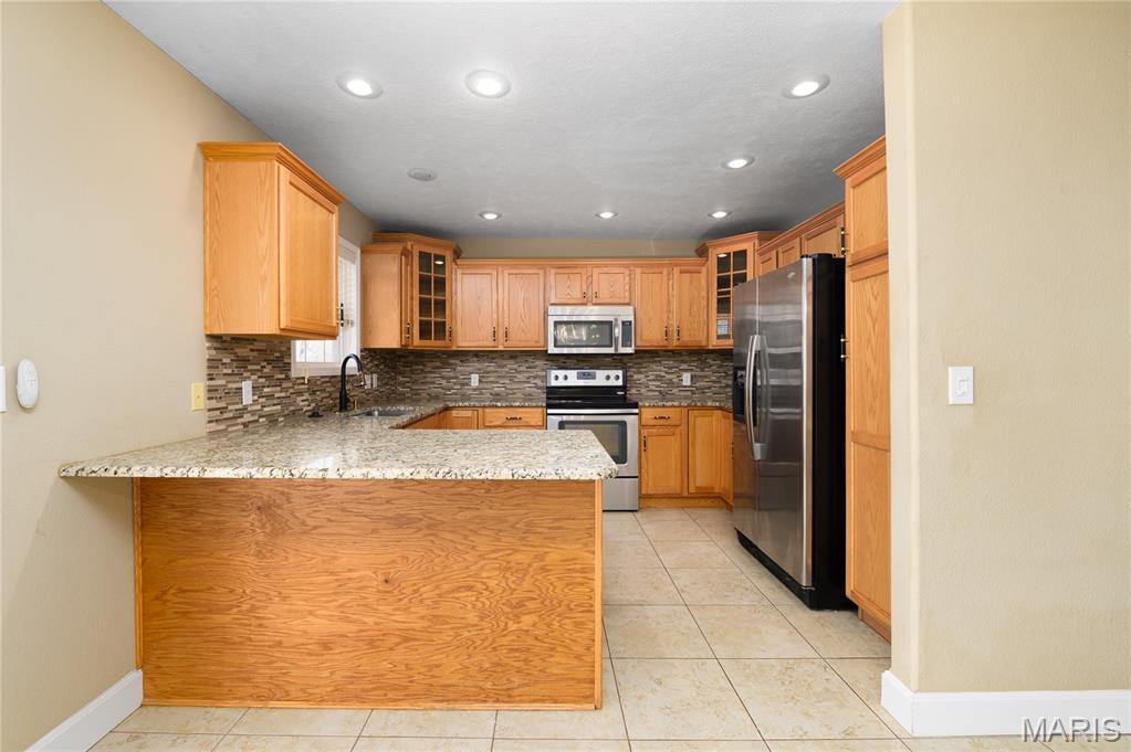 21042 Larson Road, Waynesville, MO 65583