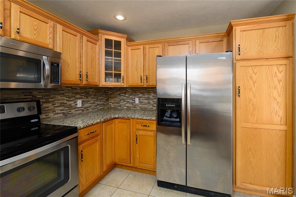 21042 Larson Road, Waynesville, MO 65583