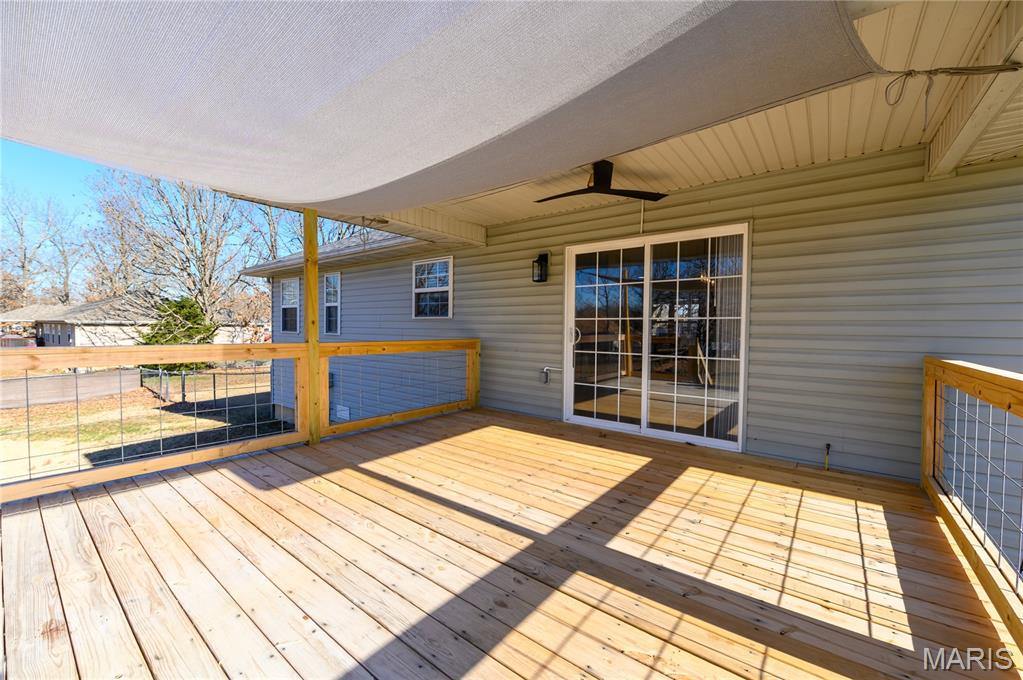 21042 Larson Road, Waynesville, MO 65583