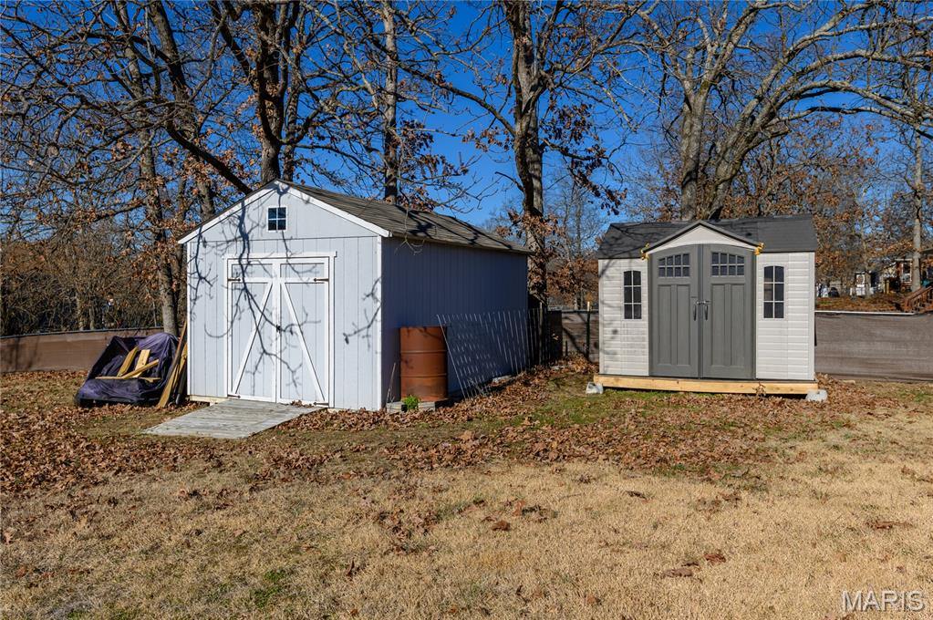 21042 Larson Road, Waynesville, MO 65583