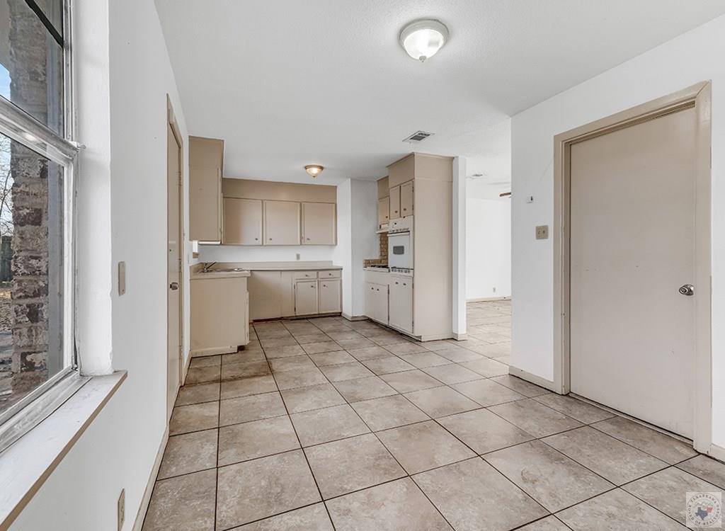 1124 Wheeler, Texarkana, TX 75503