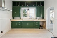 1304 East Pine Street, Harrisonville, MO 64701