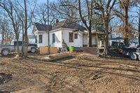 1304 East Pine Street, Harrisonville, MO 64701