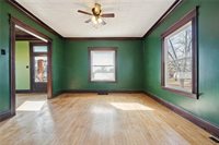 1304 East Pine Street, Harrisonville, MO 64701